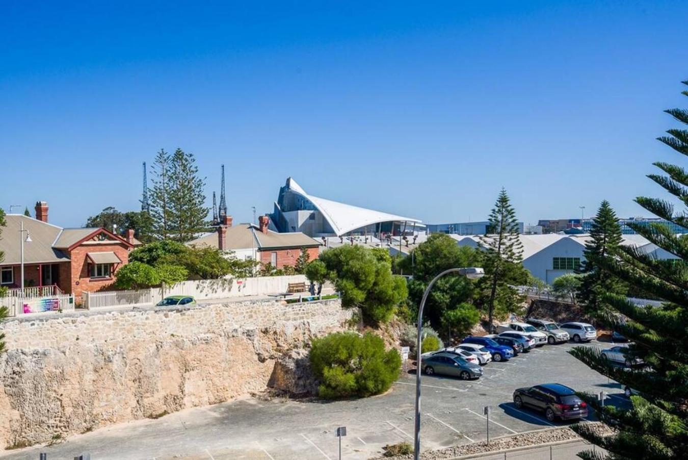 West End Warehouse Historical Opposite Beach Fremantle Buitenkant foto